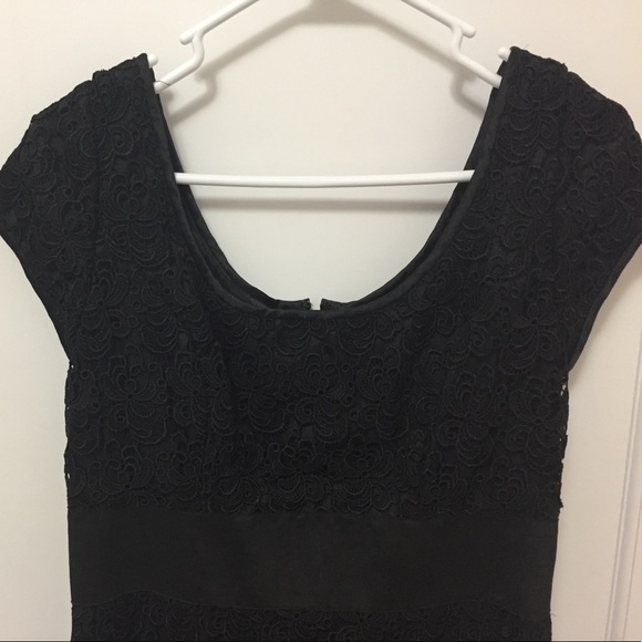 Little black brocade dress - Picture 2 of 5