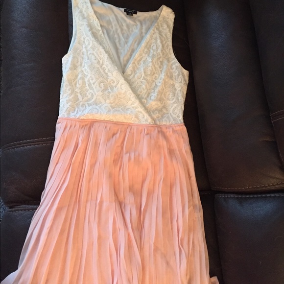 Sundress - Picture 1 of 3
