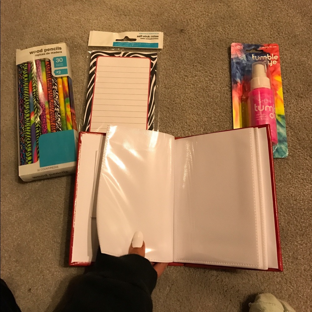 Art supplies bundle - Picture 2 of 2