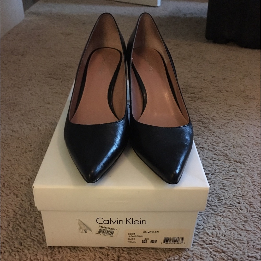 Black EUC Calvin Klein Heels - Size 6.5