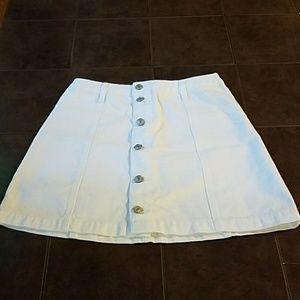 Abercrombie & Fitch White skirt NWOT