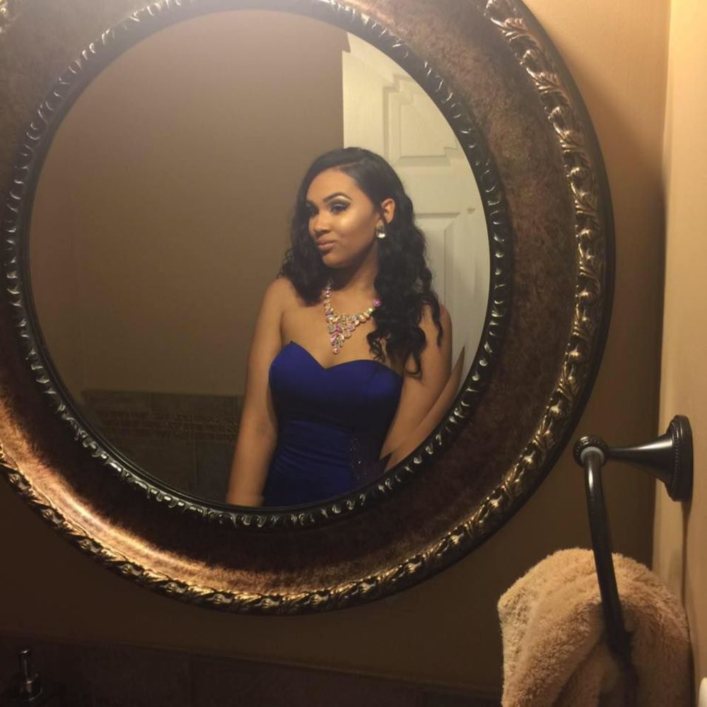 Meet your Posher, Destiny