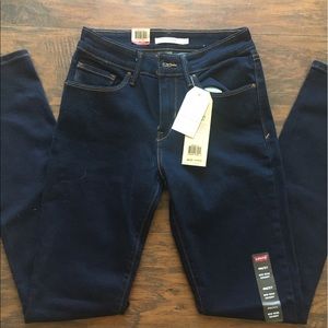 🌸Mid rise skinny Levi's || brand new with tags