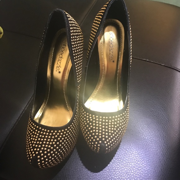 Heels - Picture 4 of 4