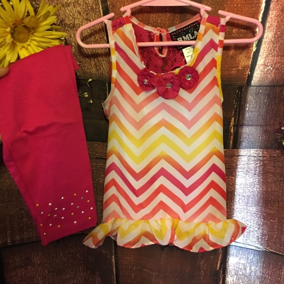 NWT RMLA SZ 2T 2pc set Chevron Tank & Capris - Picture 1 of 4