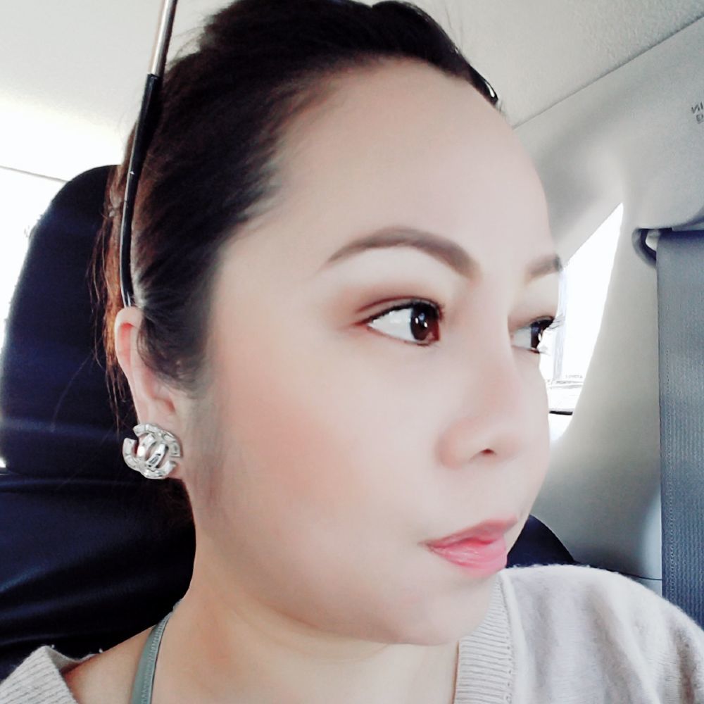 Meet your Posher, Riam