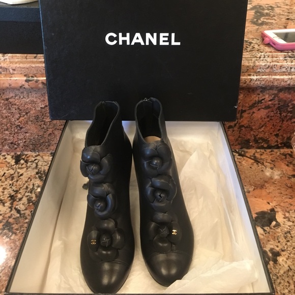 CHANEL Shoes - 100% Authentic CHANEL Flower Heels