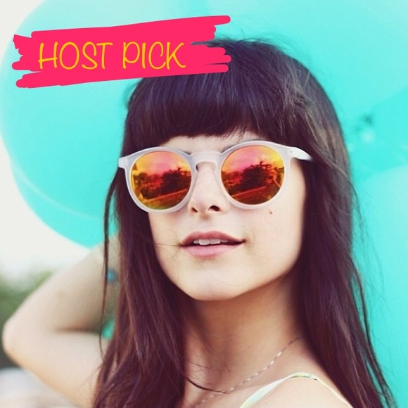 ⛱HOST PICK - vacation vibes - sunglasses - Picture 2 of 2