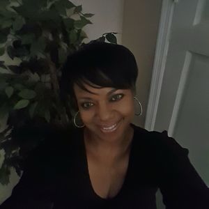 Meet your Posher, Celya