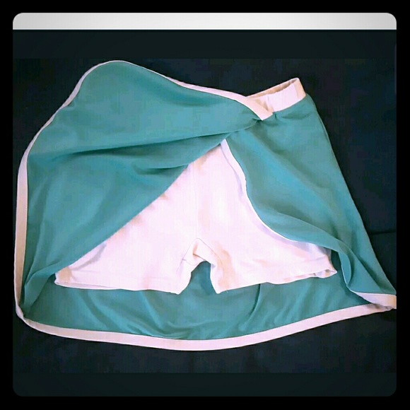 ASPIRE Tennis Skirt Shorts Teal Size Large - Picture 2 of 2