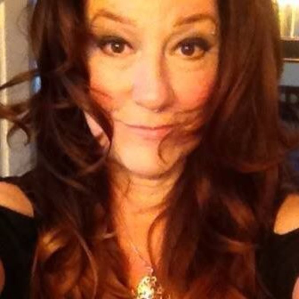 Clothes/Jewelry/Makeup/Purses/Salon Product