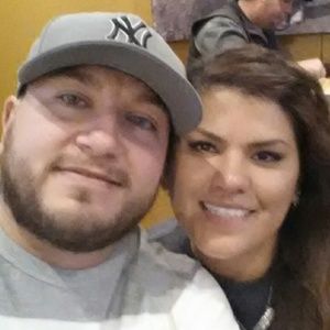 Meet your Posher, Yvette