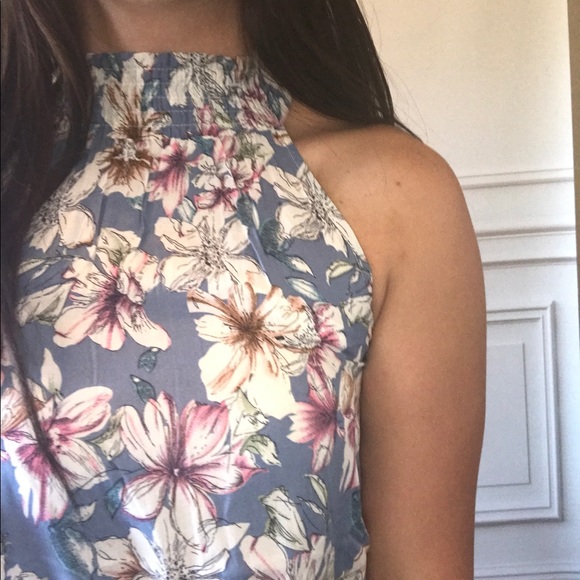 << Floral Blue High Neck Tank Top >> - Picture 2 of 4