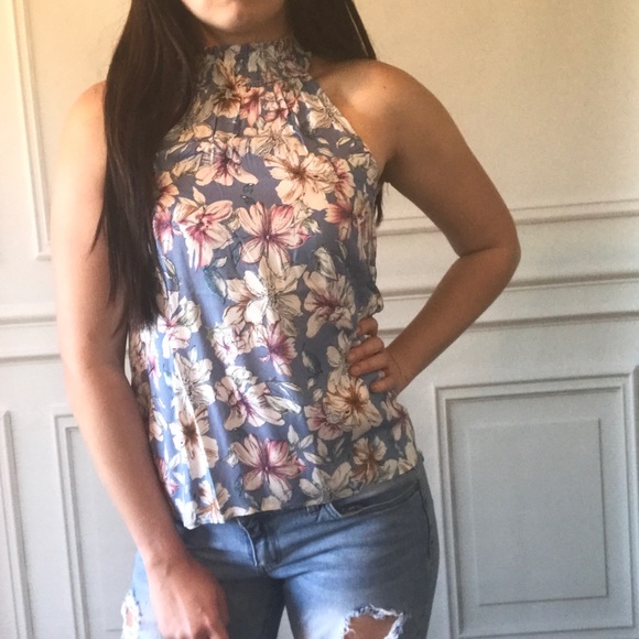 << Floral Blue High Neck Tank Top >> - Picture 4 of 4