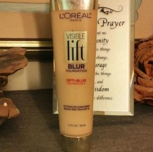 Loreal Blur Lift makeup