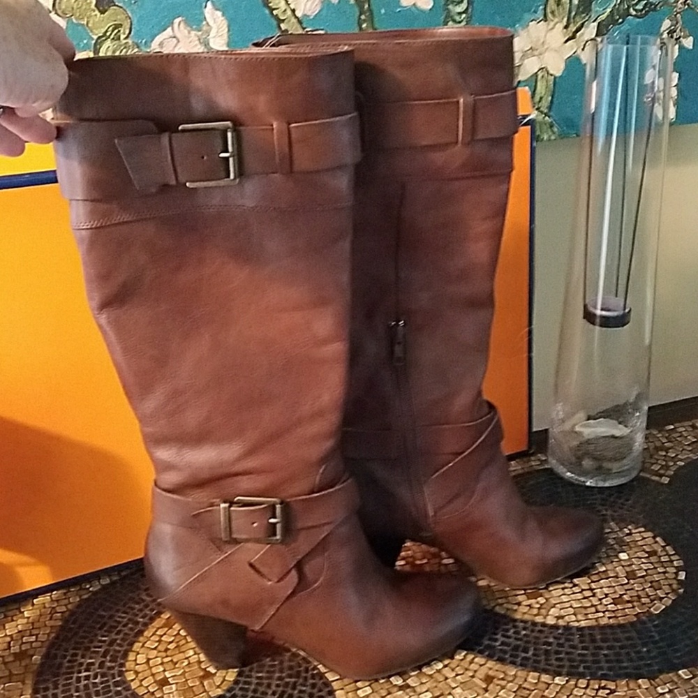 Arturo Chiang knee high leather boots