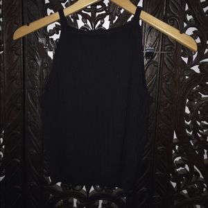 Black crop top tank