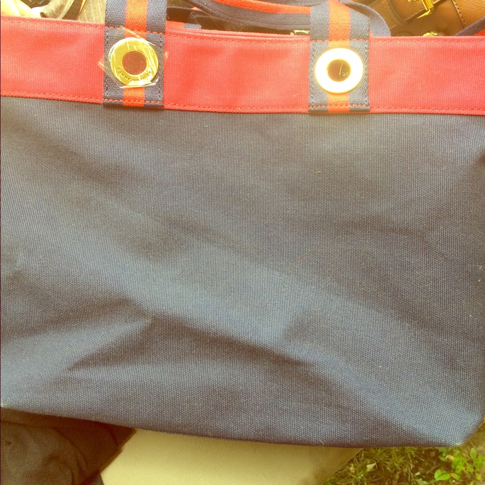 Tommy Hilfiger handbag