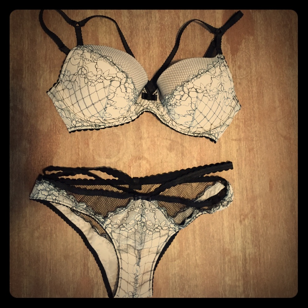 Victoria secret set