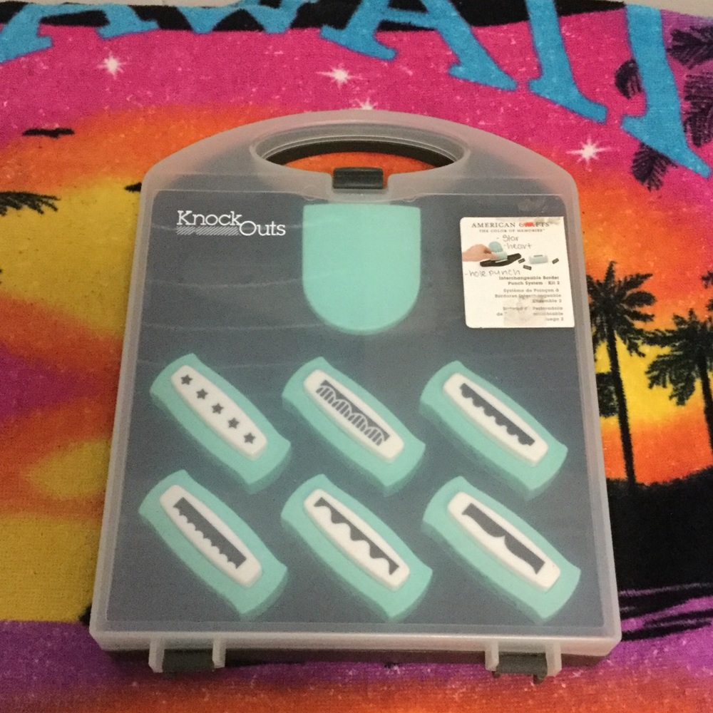 Crafty border hole puncher