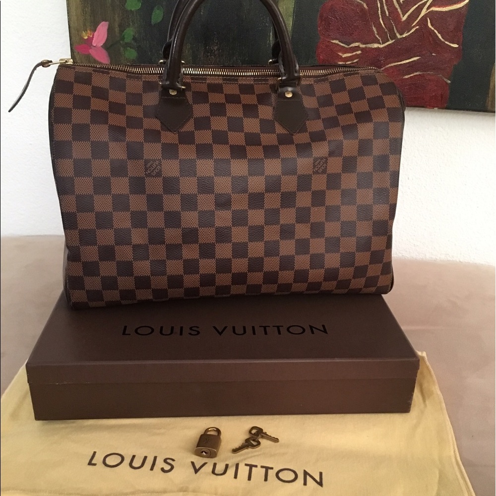 Louis Vuitton Damier speedy 30
