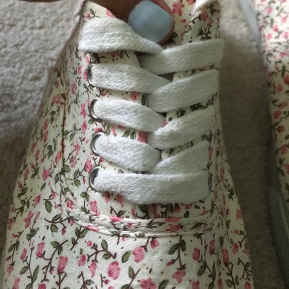 Floral Mossimo Supply Co slip ons - Picture 2 of 4