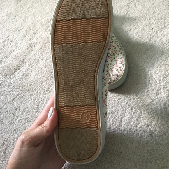 Floral Mossimo Supply Co slip ons - Picture 4 of 4