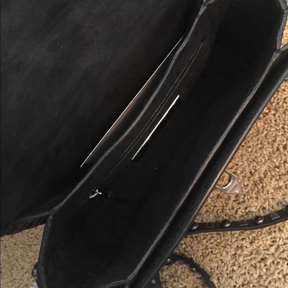 ❌SOLD❌ VALENTINO BLACK ROCKSTUD CROSSBODY - Picture 2 of 2