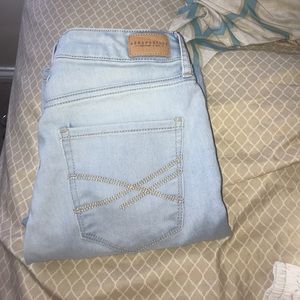 Super cute Aeropostale high waisted jeans