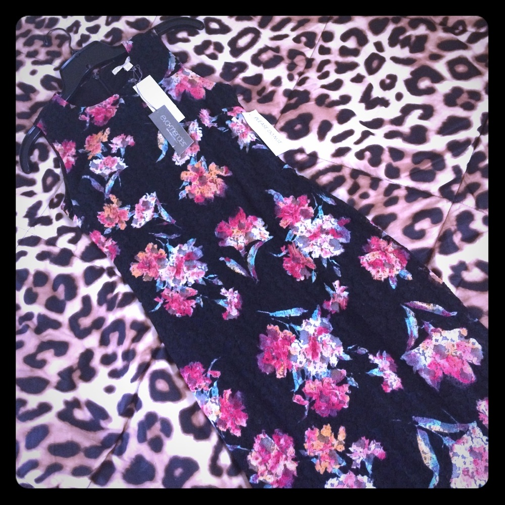 Floral sleeveless dress