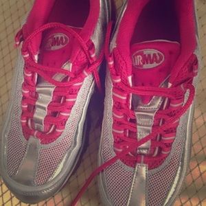 (LIMITED EDITION) NIKE AIR MAX ( HOT PINK/SILVER)