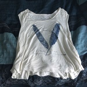 Soft and sexy white/cream Aeropostale t-shirt