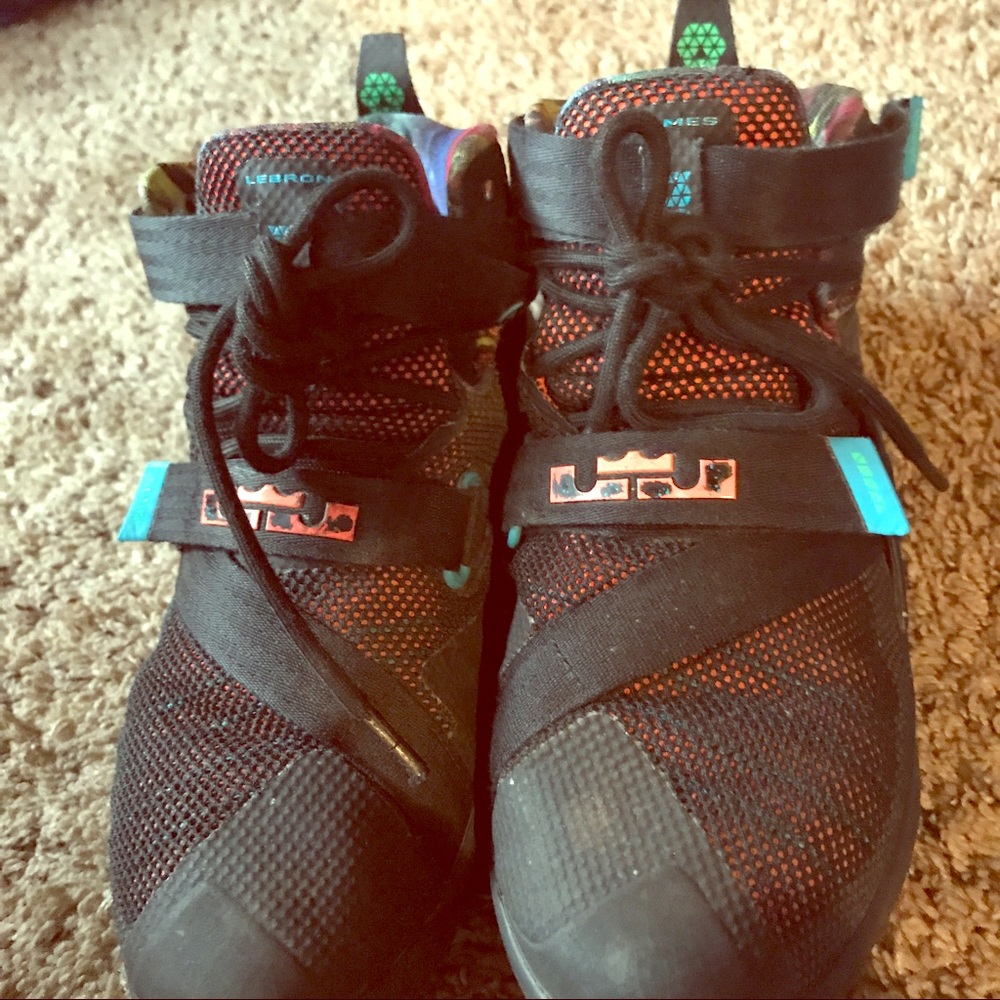 Lebron Solders 9