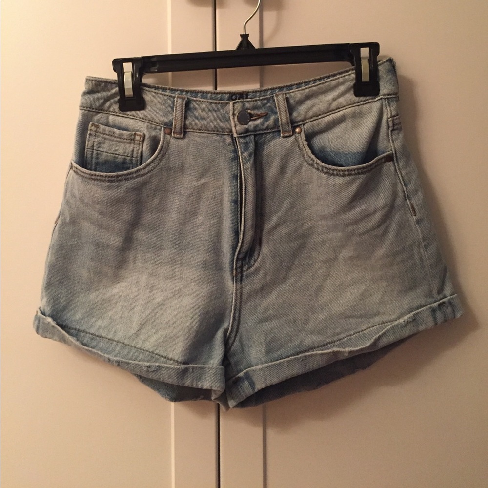 Kendall & Kylie Denim high waisted Shorts
