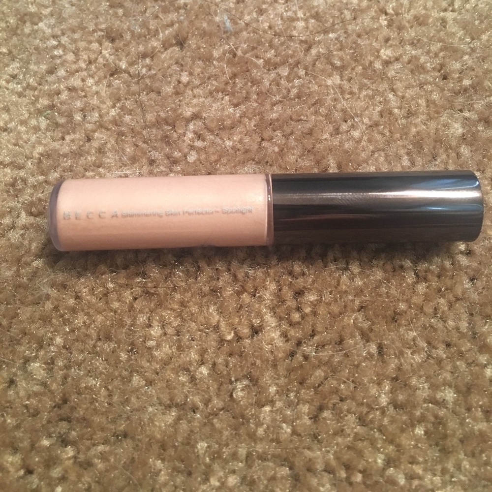 Becca shimmering skin perfector spotlight