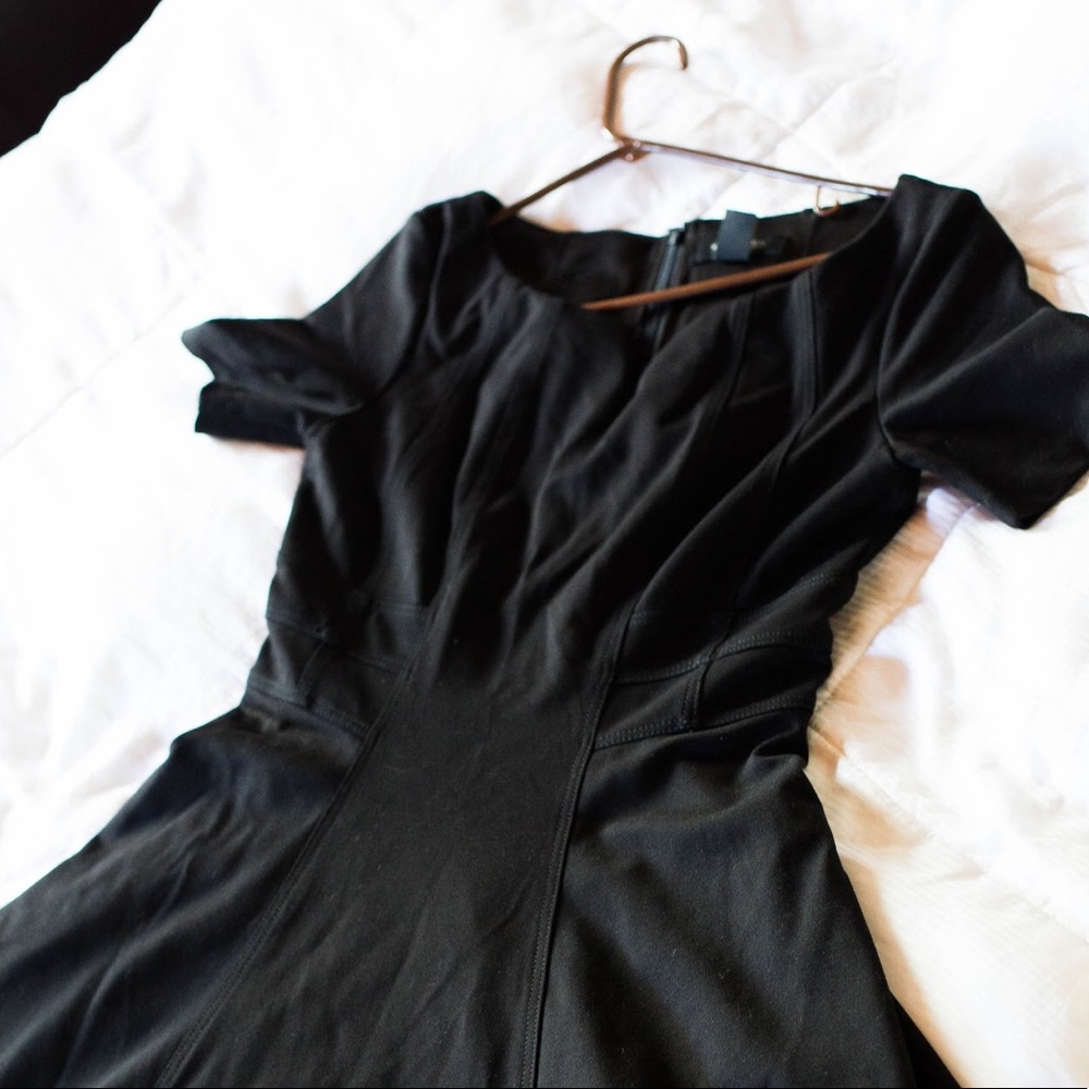 White House black market elegant black dress!