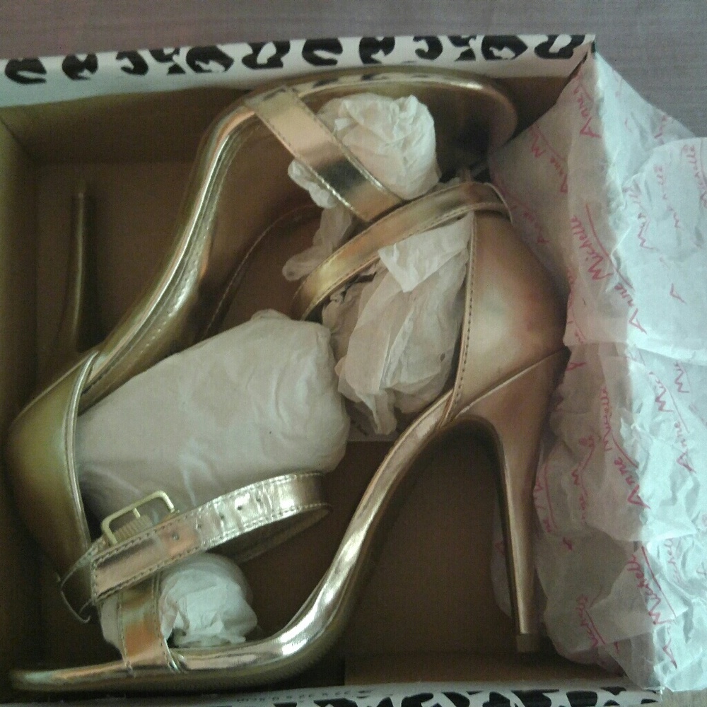 Anne Michelle Enzo Gold Ankle Strap Heels