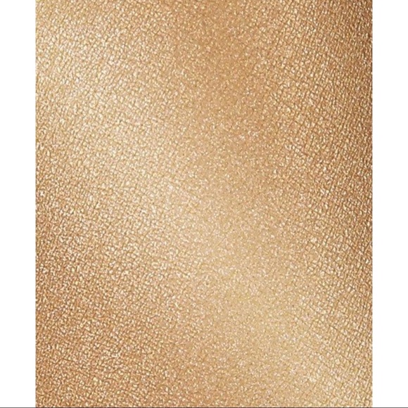 4 pack of Artist Couture Diamond Glow Powder - Picture 3 of 3