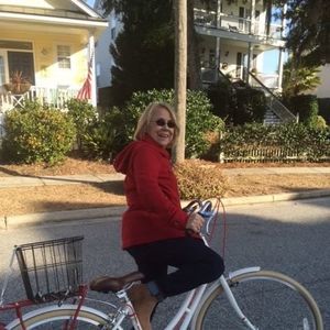 Meet your Posher, Cindy