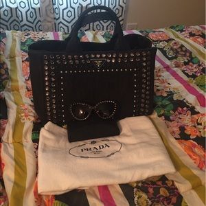 💐Prada 100% Authenthic💐