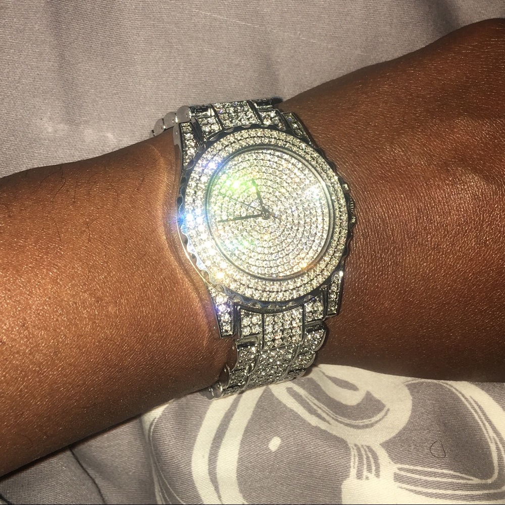 KRYSTAL | Pave Bracelet Watch - Picture 6 of 7