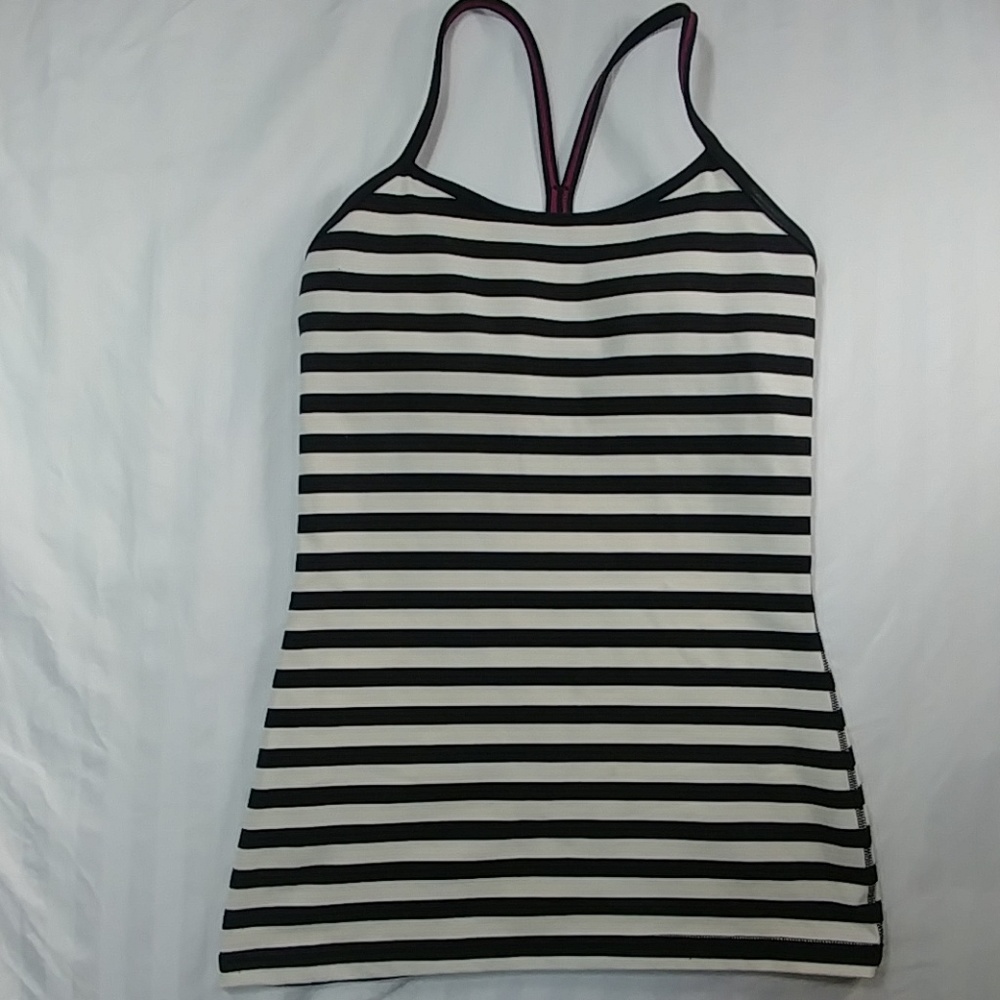 Lululemon - Power Y