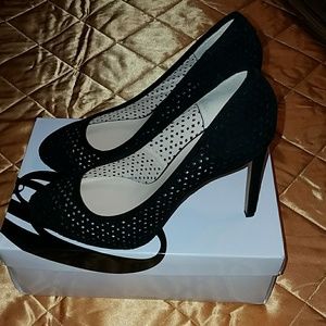 Gorgeous Nine West Pumps!