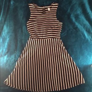 Old Navy Black Khaki Striped Fit and Flare Dress