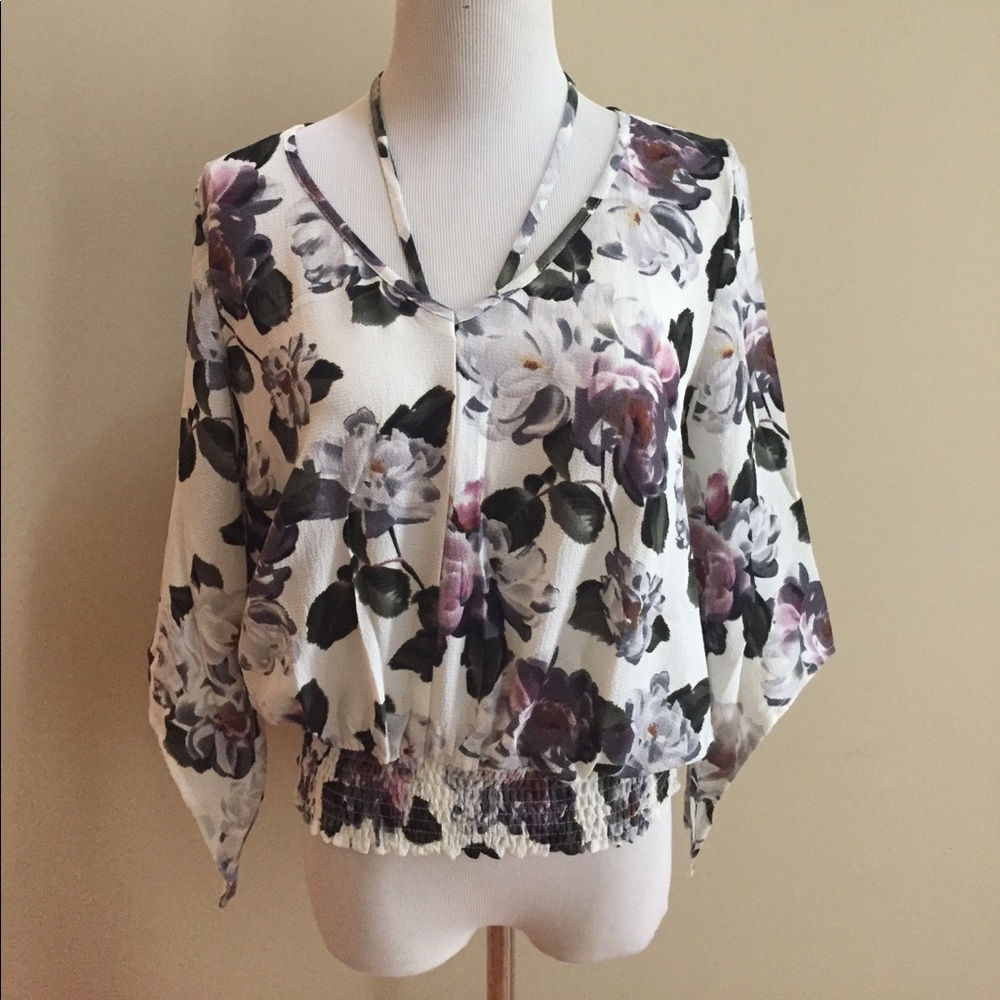 Floral Top - Picture 2 of 7