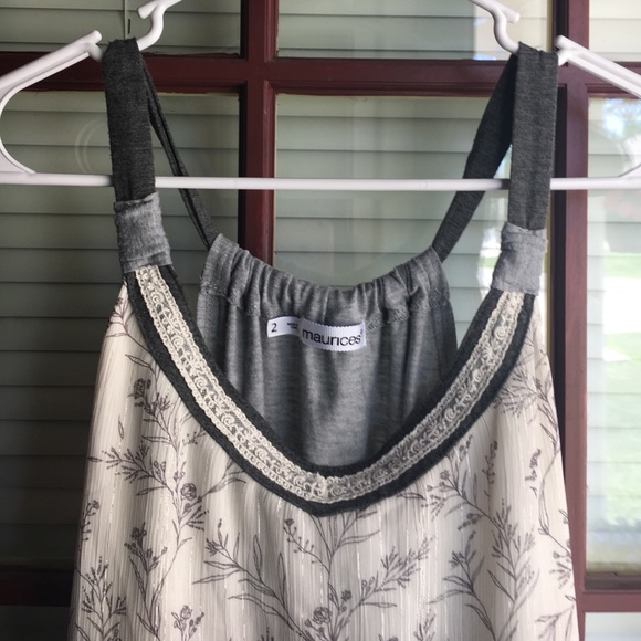 Maurice's tank top - Picture 2 of 4
