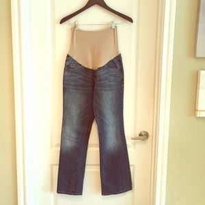 Old Navy maternity jeans, size 6