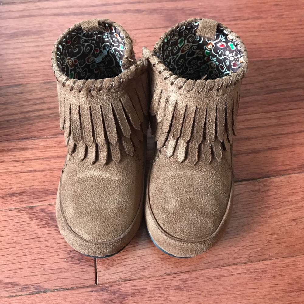 Brand-new never worn Brown fringe boots