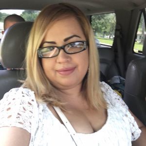 Meet your Posher, Mayola