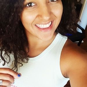 Meet your Posher, Vanessa